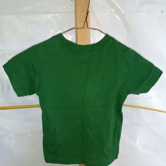 🐮 🐄 Children's Place Christmas T-Shirt - Picture 3 of 4